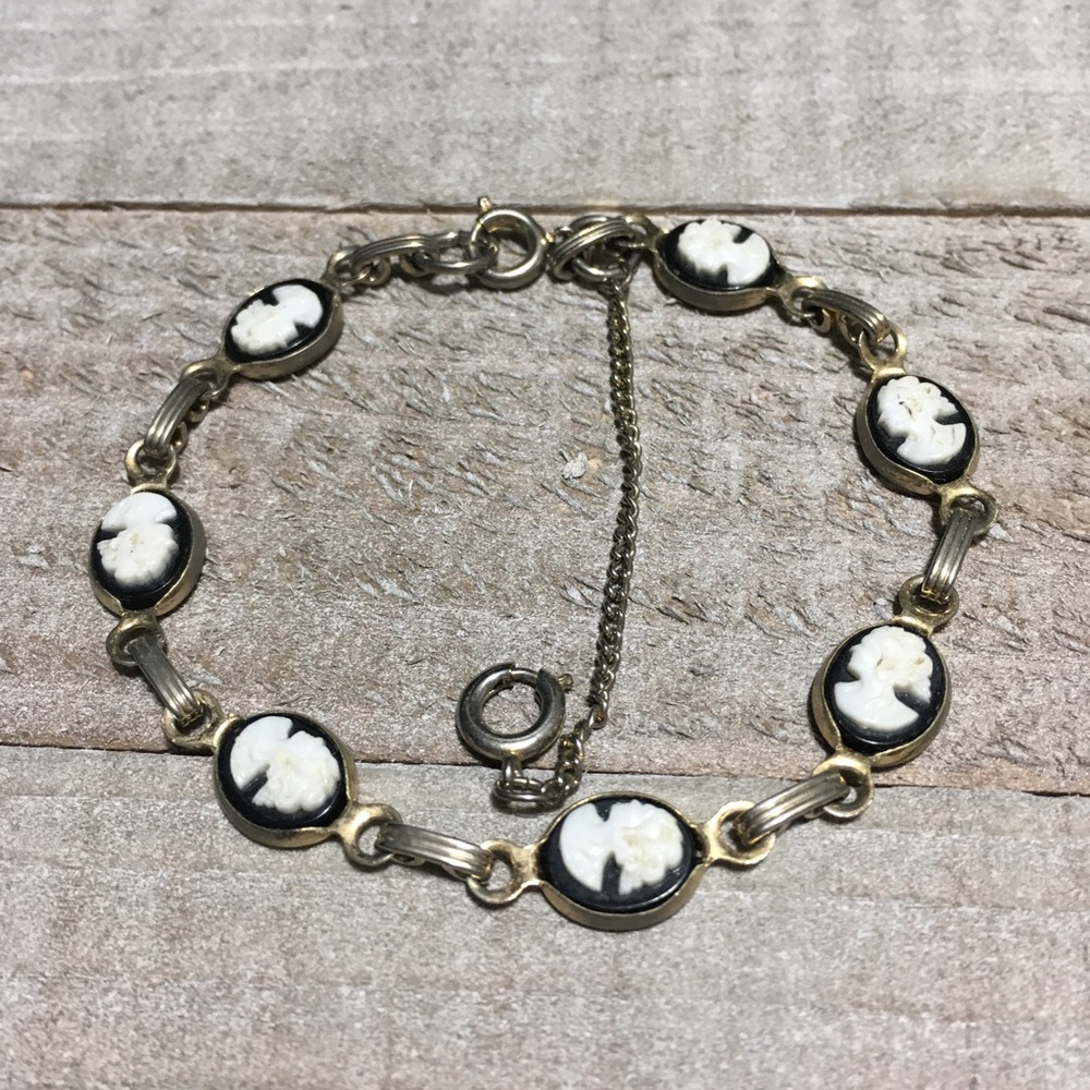 Vintage Faux Cameo Gold Tone Charm Bracelet
